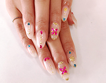 スカルプチュアネイル