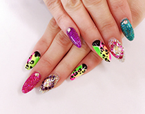 スカルプチュアネイル