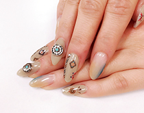 スカルプチュアネイル