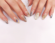 スカルプチュアネイル