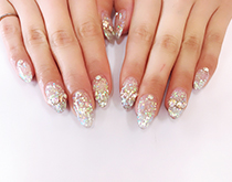 スカルプチュアネイル