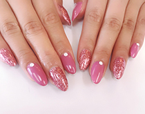 スカルプチュアネイル